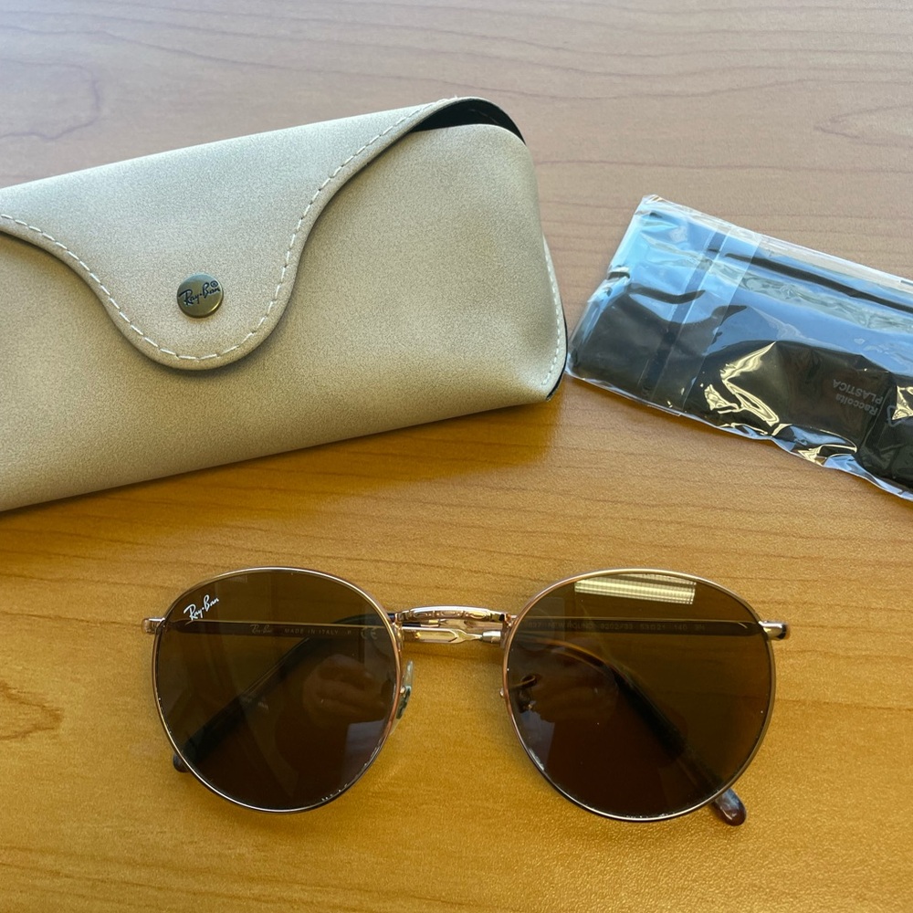 New Ray-Ban Sunglasses and Case